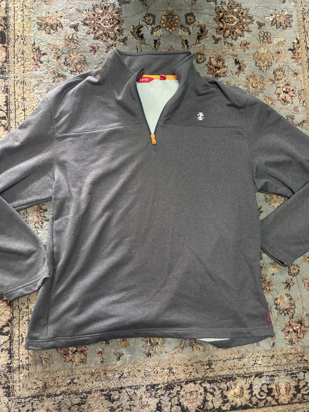 Izod Men's Gray Quarter-Zip Pullover Sweater
